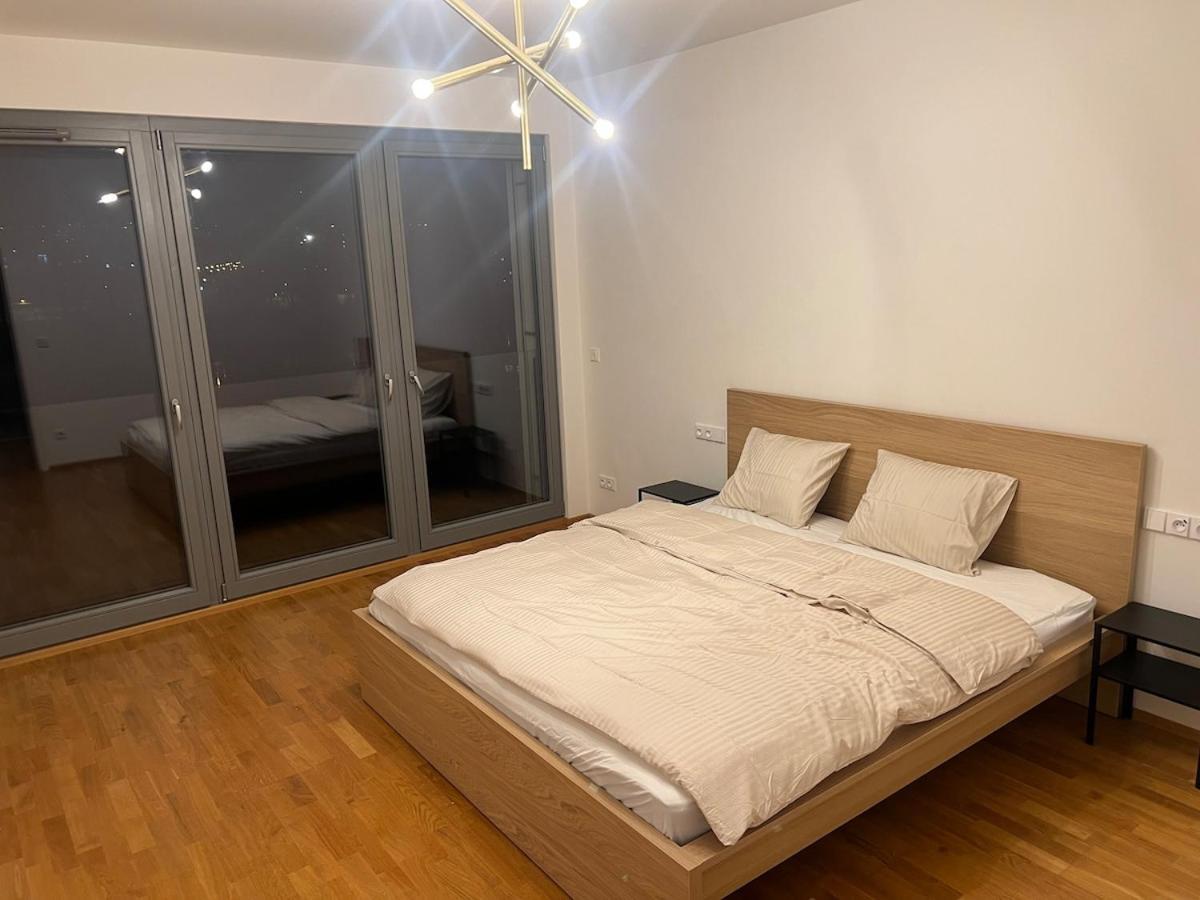 Vltava River Apartment *